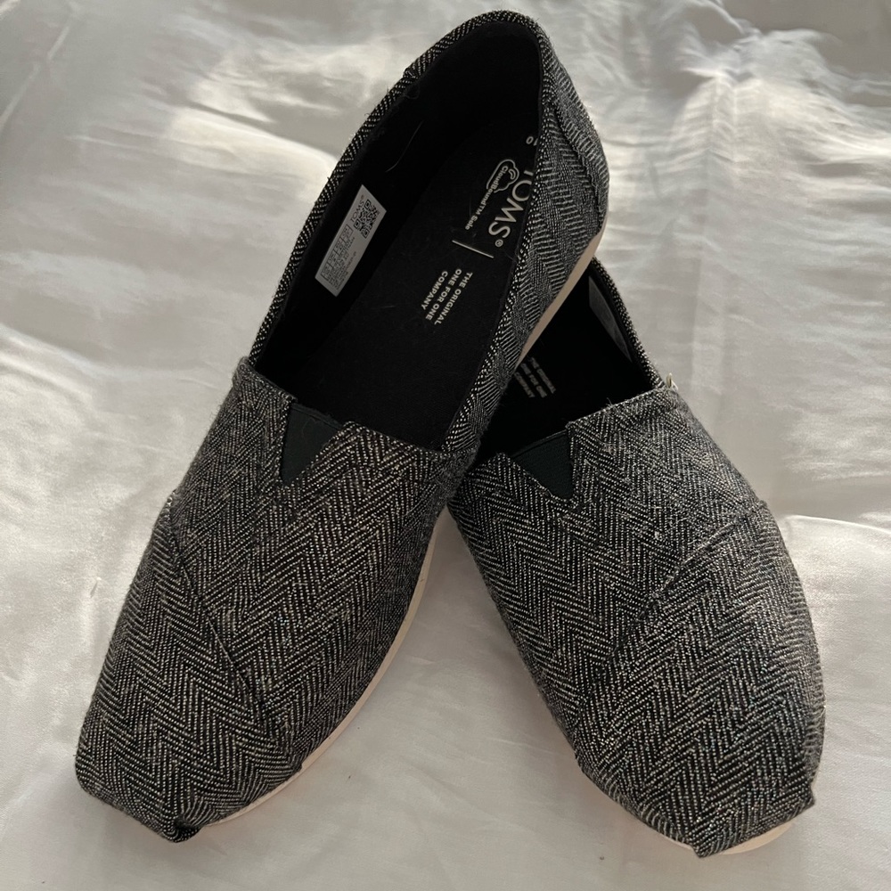 TOMS Black Metallic Herringbone shoes